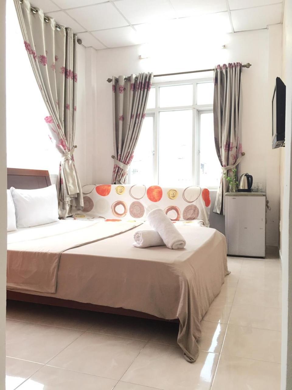 Thanhha Guesthouse At Bui Vien Walking Street 胡志明市 外观 照片
