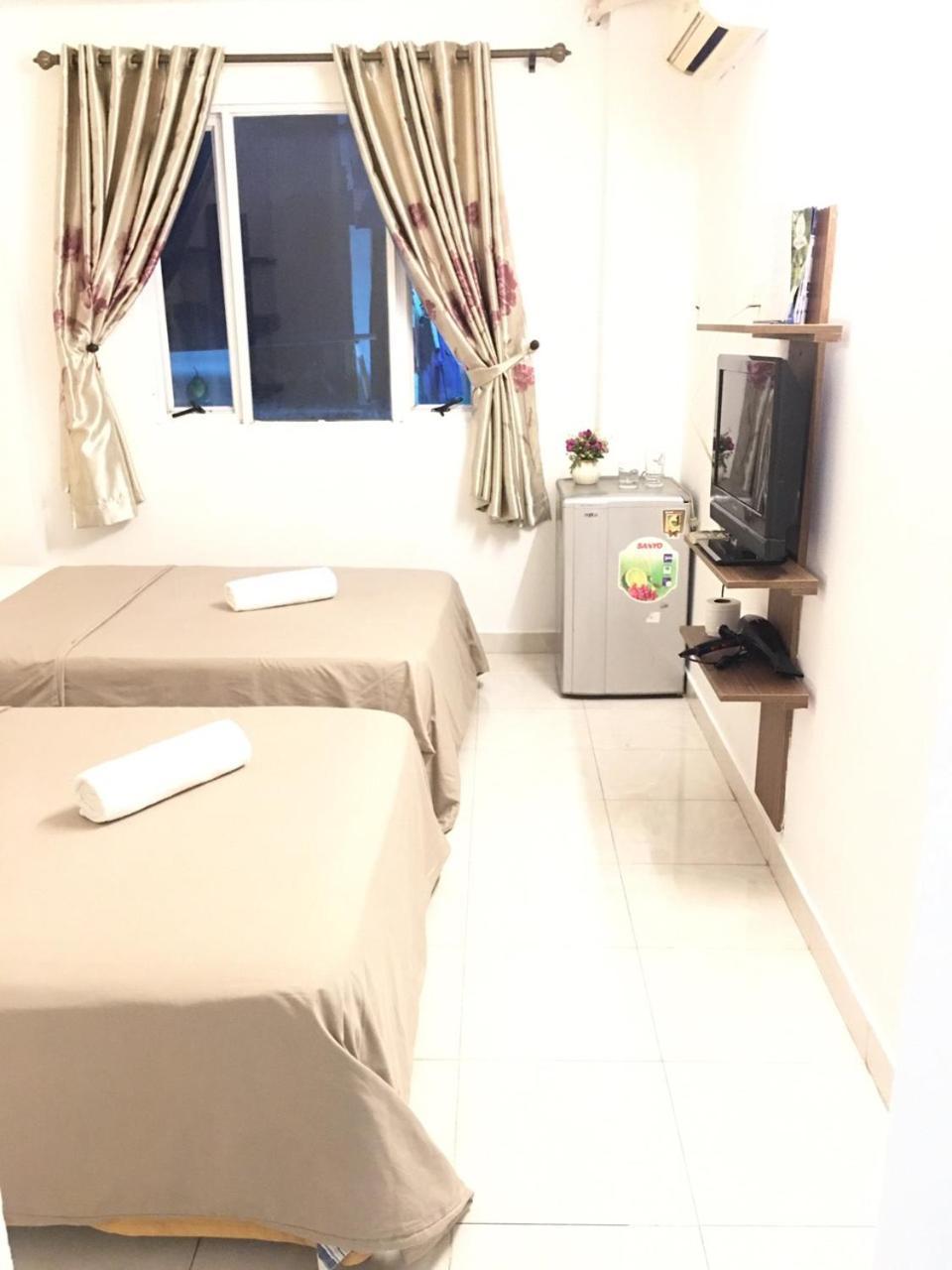 Thanhha Guesthouse At Bui Vien Walking Street 胡志明市 外观 照片